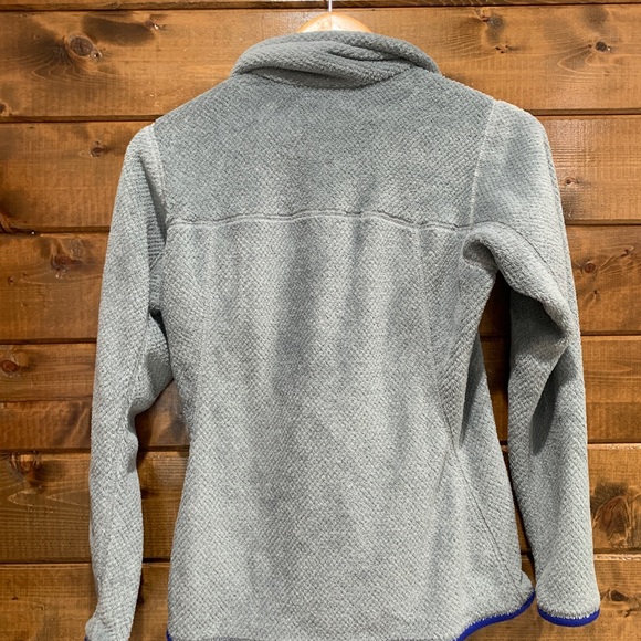 Patagonia Women’s Purple Grey Re-Tool Snap-T Pullover Sweater - Picture 4 of 4